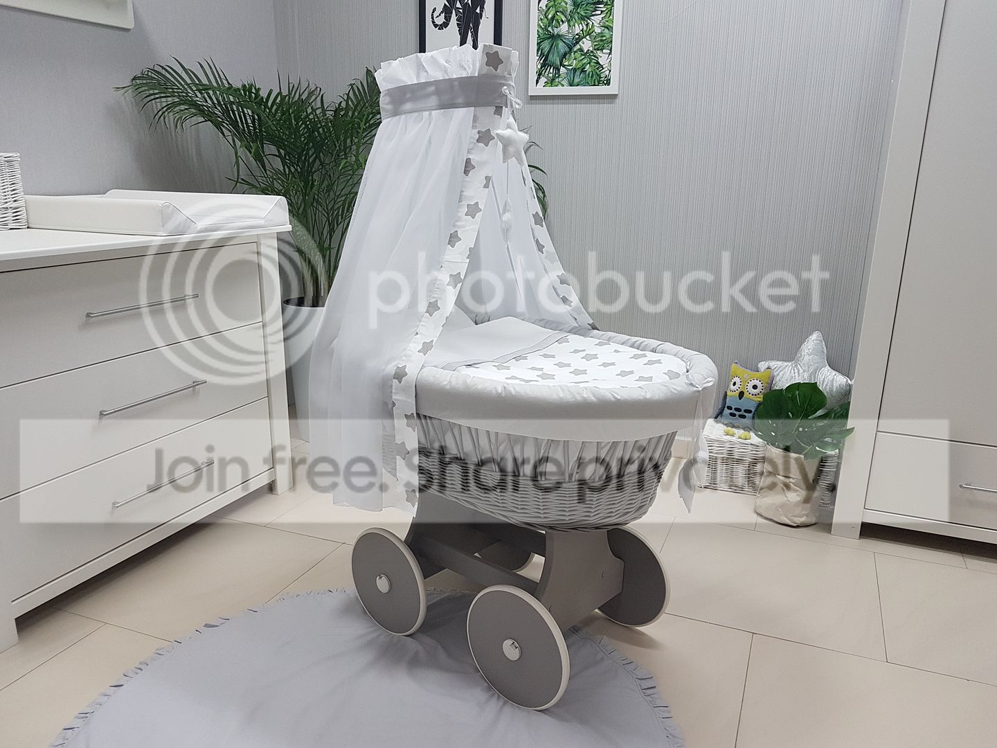 adjustable moses basket stand