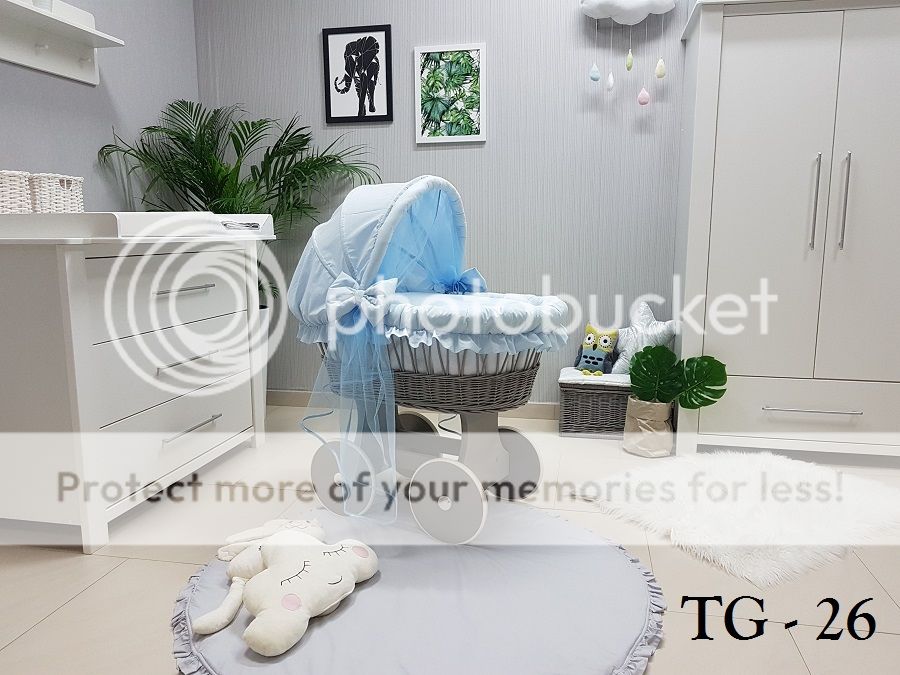 Lits Equipements D Interieur Berceau Bebe Panier Moise En Osier Chassis Roues Literie Capote Tulle 12 Couleur Chambres Completes